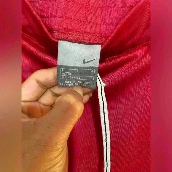 Nike girls shorts - Picture 6 of 6